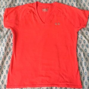 Good condition Under Armour V-neck Top
